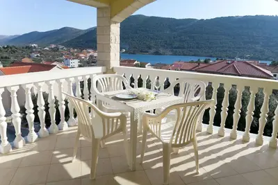 Image de Bel appartement pour 3 personnes avec Wifi, climatisation, Tv, balcon et parking