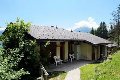 Image de Joli appartement dans une maison de vacances pour 9 personnes avec Wifi, Tv, terrasse et parking