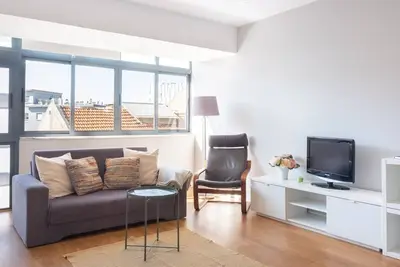 Image de Bright & Central Apartment by LovelyStay