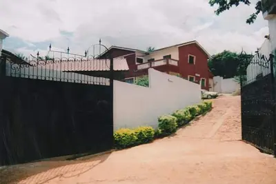 Image de yaoundé, appartements et duplex meublés dès 150€\/semaine