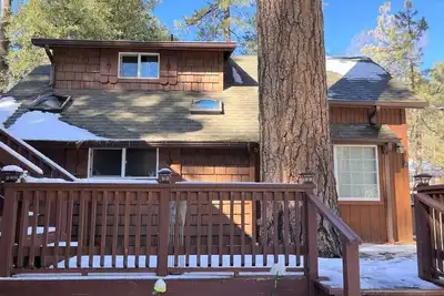 Image de Idyllwild Dairy Hen: Walk-to Town, Pet Friendly!