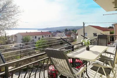 Image de Confortable appartement pour 7 personnes avec climatisation, Wifi, Tv, terrasse et parking