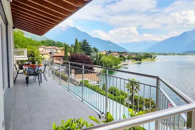 Image de Confortable appartement pour 4 personnes avec climatisation, Wifi, Tv, balcon et parking