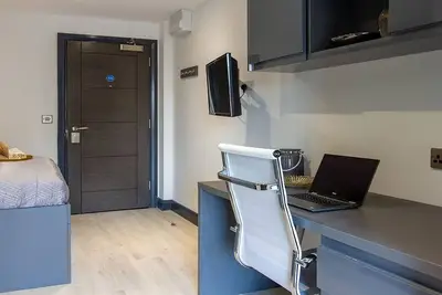 Image de The Residence Coventry by Paymán Club