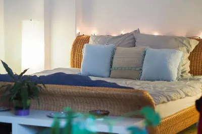 Image de Spacieux appartement d'une chambre dans un emplacement Fantastique - Schillerkiez