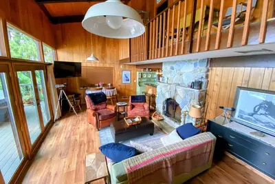 Image de Sagle Waterfront House!