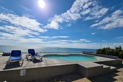 Superbe Maison de Plage de 7 Chambres avec Annexe, Piscine et Jacuzzi