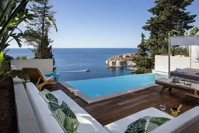 Image de Beautiful Dubrovnik Villa | 6 Bedrooms | Villa Dubrovnik Supreme | Private Pool and Astonishing Sea Views