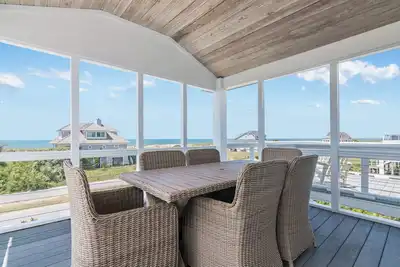Image de South Beach on Bald Head Island With Stunning ocean views-The Lone Star