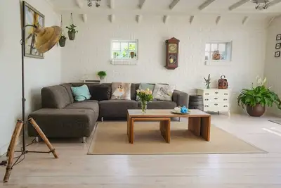 Image de Maison avec intérieur en bois de chêne.