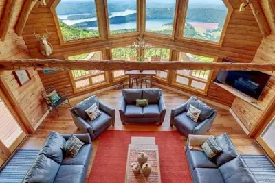 Image de Crown Jewel Vista - Mountain top lodge with spectacular views