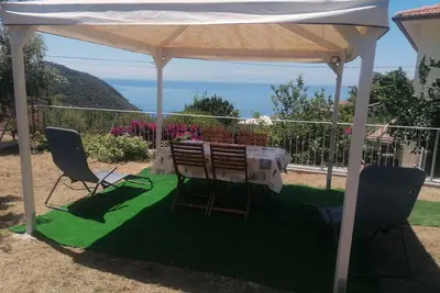 Image de Appartement 'Il Rosmarino' avec vue sur la mer, Wi-Fi et climatisation