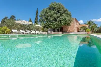 Image de Villa retirée avec piscine, Wi-Fi, climatisation et terrasse ; Parking disponible
