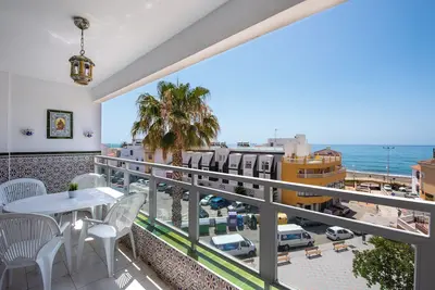 Image de Appartement de vacances Cala Mar près de la mer avec vue sur la mer et Wi-Fi
