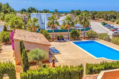 Image de Belle villa avec piscine, Wi-Fi, terrasse et balcon; Parking disponible