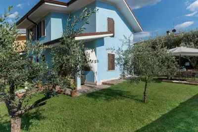Image de Appartement de vacances \"Bella Cora\" avec jardin et terrasse privée sur le toit