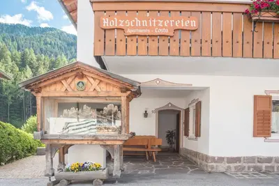 Image de Appartement \"Costa - B\" avec vue sur les montagnes, Wi-Fi, balcon et jardin
