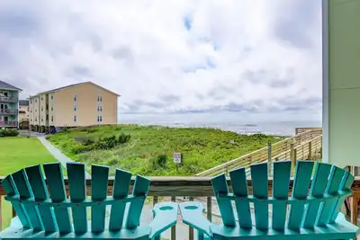Image de Condo Oceanfront, à quelques pas de l'accès à la plage