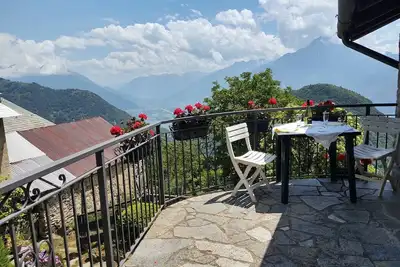 Image de Confortable appartement pour 7 personnes avec Wifi, Tv, patio, animaux admis et parking