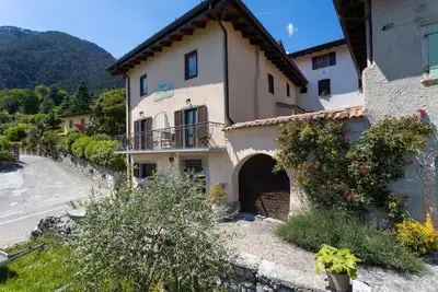 Appartement \"Appartamento Ginevra\" avec jardin, balcon et Wi-Fi partagés.
