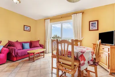 Image de Charmant appartement à proximité de la plage avec terrasse et Wi-Fi