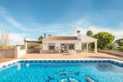 Image de Belle maison de vacances \"Chalet andaluz Los Alberos\" avec vue sur la montagne