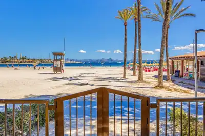 Image de Appartement de vacances Ana Playasol à côté de la plage avec vue sur mer