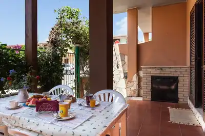 Image de Maison de vacances centrale avec jardin, terrasse et balcon ; animaux domestiques acceptés