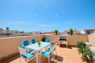 Image de Maison de ville \"Villa José\" avec terrasse