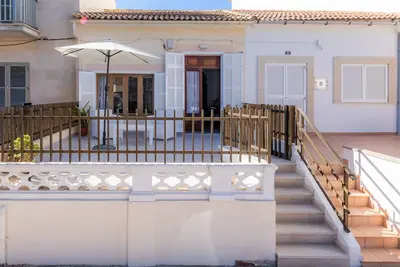 Image de Maison de vacances Cas Padrins près de la plage avec véranda, patio et Wi-Fi