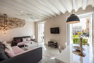 Appartement rustique \"Casa Bugambilla\" dans un endroit très central avec balcon et Wi-Fi