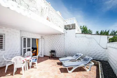 Image de Charmant appartement à proximité de la plage avec terrasse, jardin et Wi-Fi