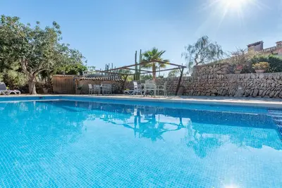 Image de Bel appartement dans une ferme avec Wi-fi, piscine et grand espcae extérieur