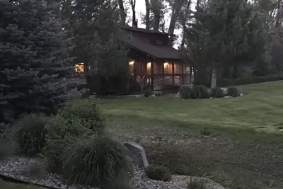 Image de Secluded Luxury Guest House - Amazing Bridger Mtn. Views