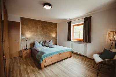 Image de Appartement 'Andreas - Gallhof' avec vue sur les montagnes, terrasse privée et jardin partagé
