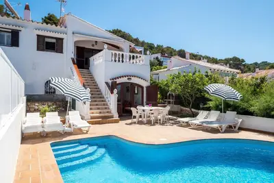 Image de Maison de vacances \"Villa La Pau 110b\" avec piscine et près de la plage