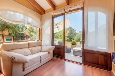 Image de Maison de vacances accueillante près de la plage avec terrasse et Wi-Fi