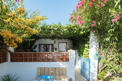 Image de Romantique Maison de María, près de la plage avec jardin