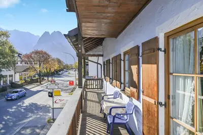 Image de Katharinenhof Appartement de vacances \"Kramer Sehr GroĂź\" avec balcon, vue sur la montagne et Wi-Fi