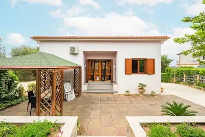 Image de Maison de vacances adaptée aux enfants \"Casa Kruger\" avec grand jardin et terrasse