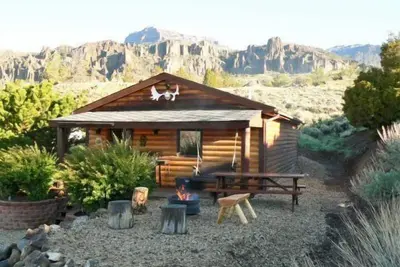 Image de Maison d'hĂ´tes 2 chambres avec vue sur la montagne et aventure en plein air!