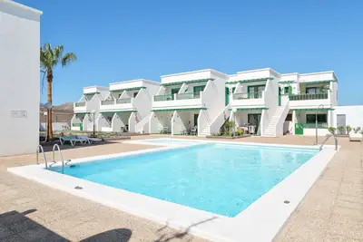 Image de Appartement confortable \"Mimosa B1\" près de la plage avec terrasse, piscine et Wi-Fi