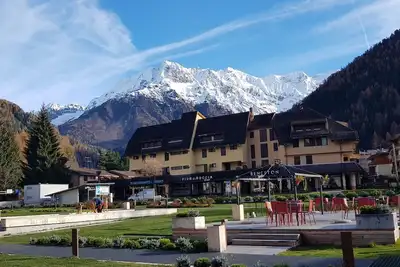 Image de Bright apartment near the ski slopes, centrally located