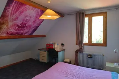 Image de lit 2 personnes grd bureau vue prairie 1800 m2