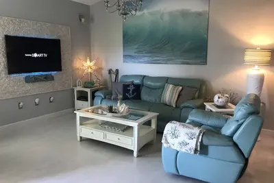 Image de Seaside Paradise at Clearwater - Resort Style près de la célèbre plage de Clearwater