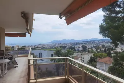 Image de Cette magnifique terrasse avec splendide vue mer est idéale pour vos vacances!