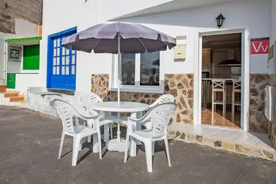 Image de Charming Apartment Directly On Seaside Close to Caletón Blanco with Wi-Fi