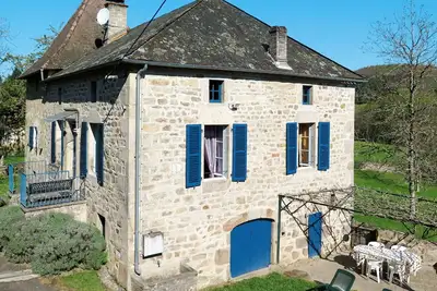 Image de Belle maison de vacances privée avec piscine privée, Wifi, Tv, terrasse, animaux admis et parking