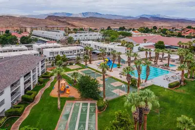 Image de 1426 | The Palms at Las Palmas Resort Located Directly Behind Las Palmas Water Park