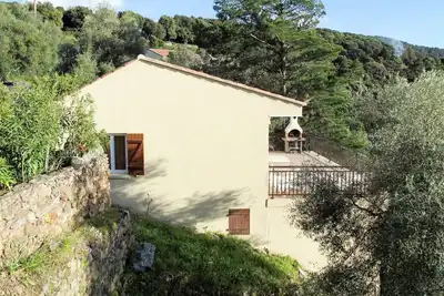 Image de Joli appartement avec climatisation, Wifi, Tv, patio, animaux admis, vue panoramique et parking